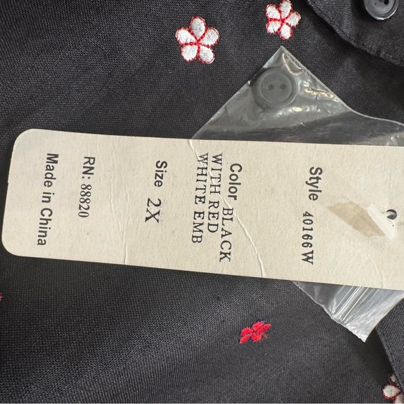 Anne Carson Button Up Shirt Long Sleeve Embroidered Floral Linen Cottagecore 2X - Picture 4 of 4